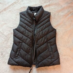 GAP Women's Black Puffer Vest, Size XS